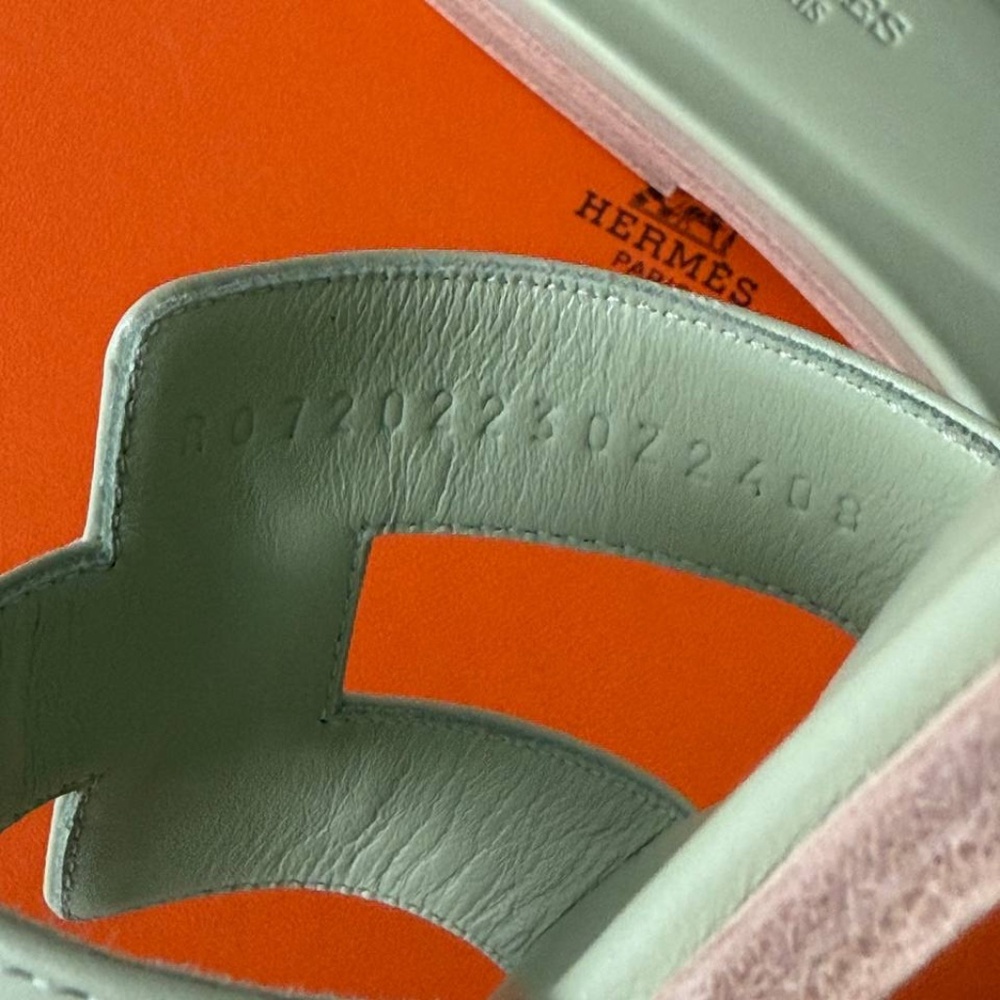 Hermes Oran Sliders Sandals Shoes - Picture 3 of 6